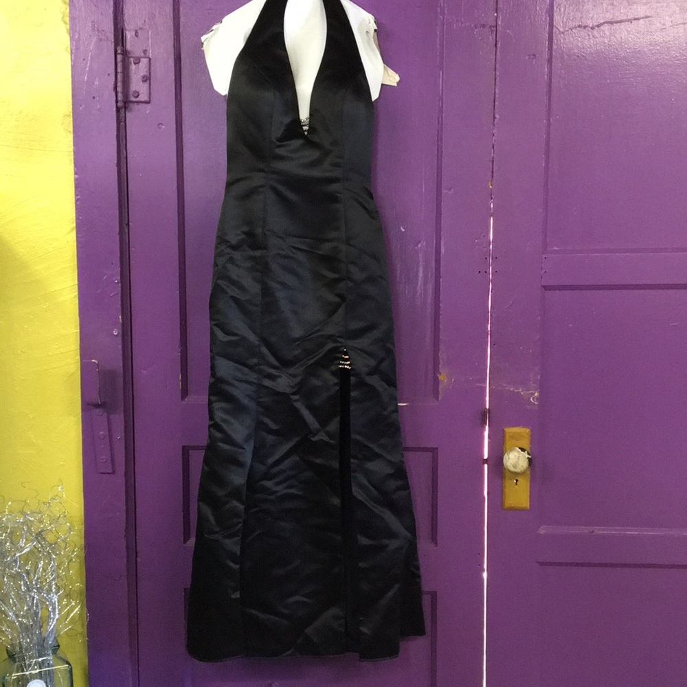 La femme black prom dress